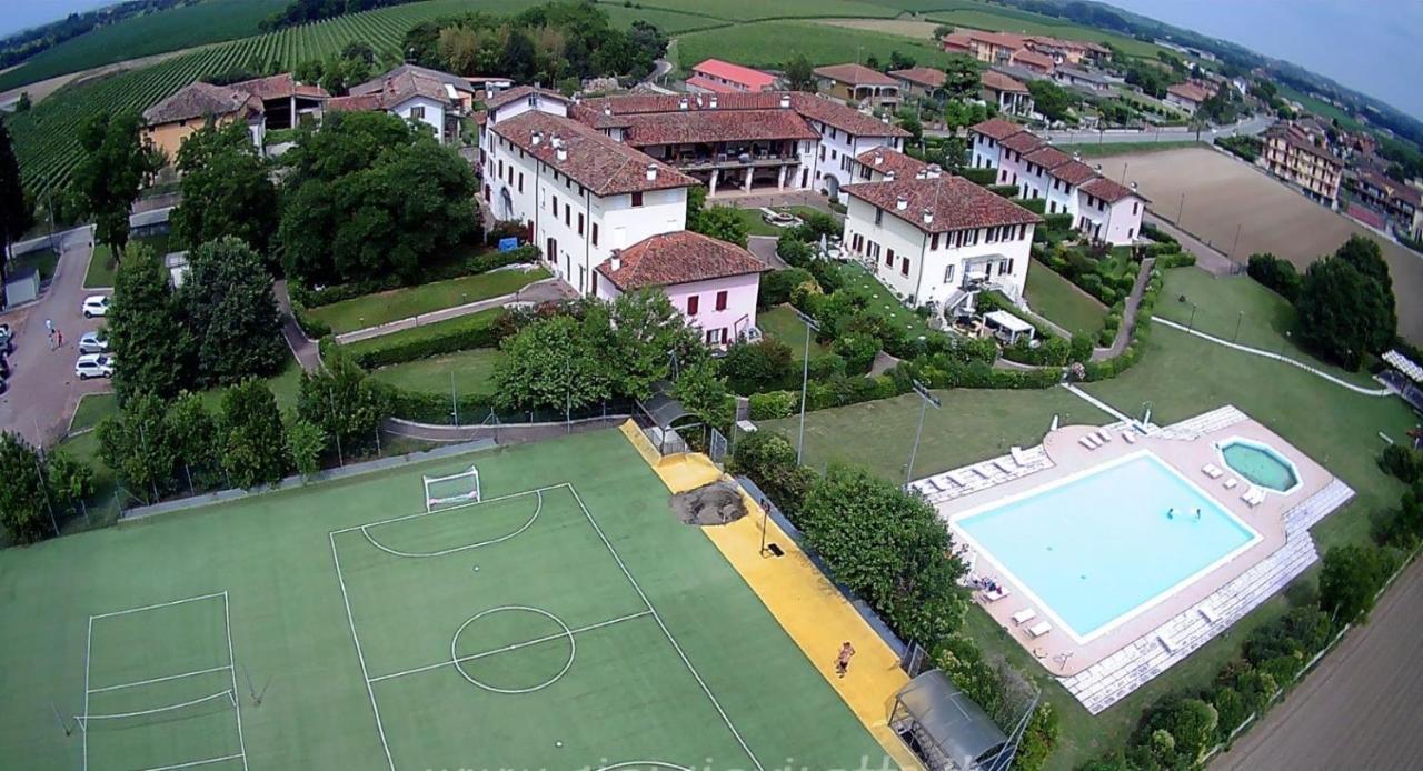 Villa DESIGNcontrodesign Desenzano del Garda Exterior foto